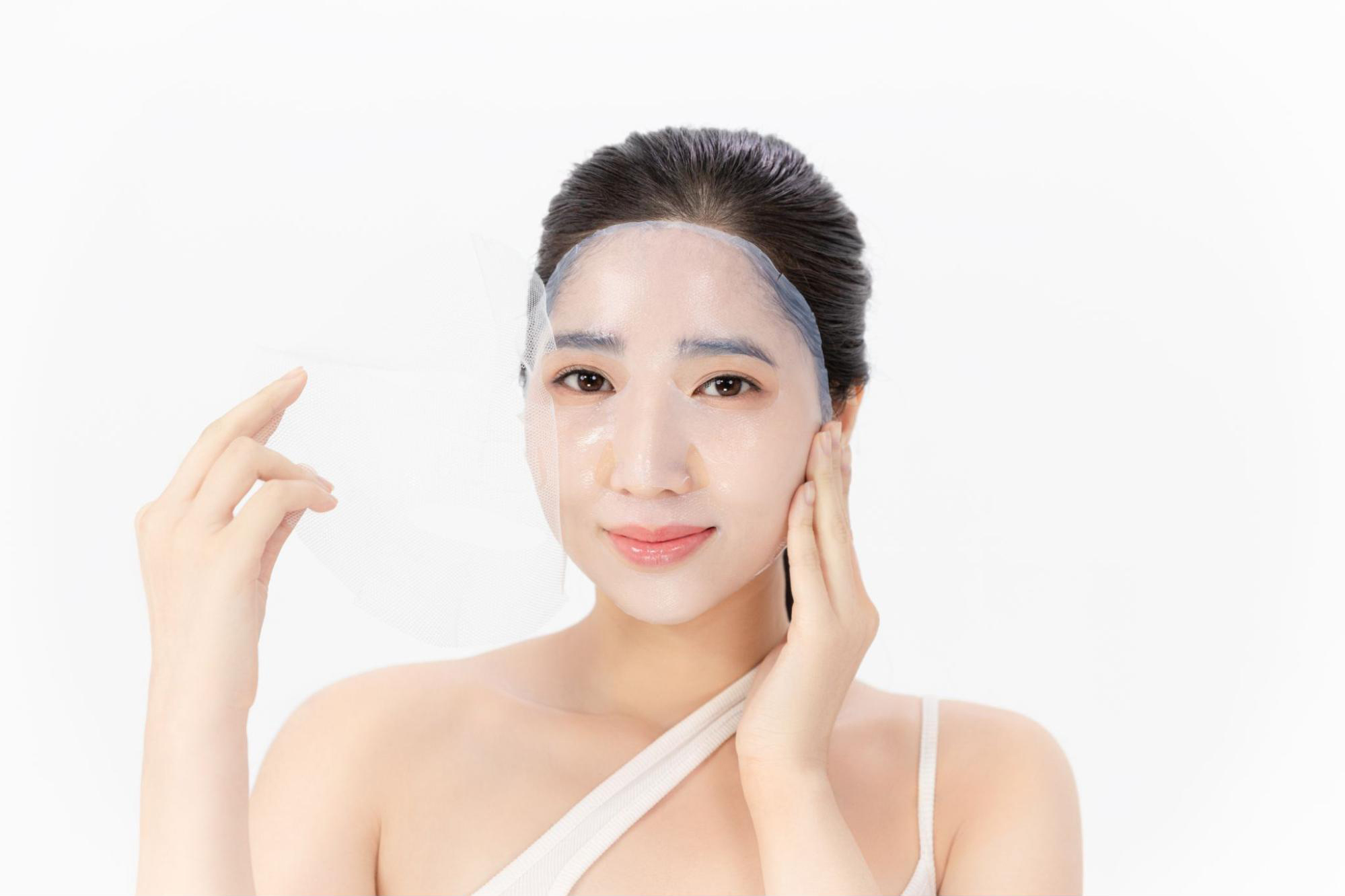Mặt nạ sinh học Emmié Skin Relief Revitalizing Bio Cellulose B5 Complex Mask